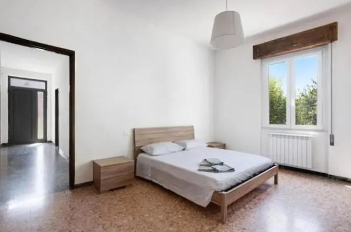 Casa Vacanze Il Melo La Spezia Italy